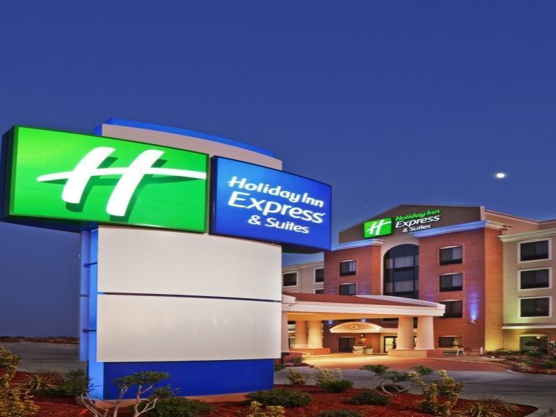 Holiday Inn Express And Suites Houston North - Iah Area, An Ihg Hotel Экстерьер фото